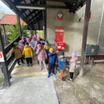 Przedszkolaki z wizytą na poczcie