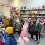 Przedszkolaki z wizytą na poczcie