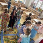 Dzień postaci z bajek